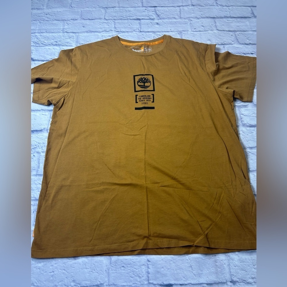 Timberland Men's Tan/Gold Graphic Tee